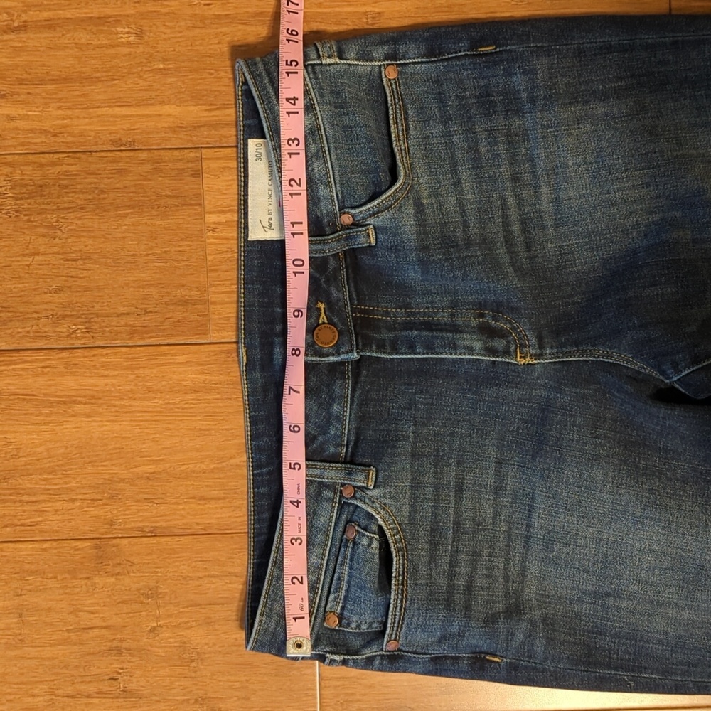 Two by Vince Camuto Straight Leg Jeans Crop? Size 10 *Please Read - Picture 3 of 10